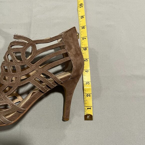 Adrienne Vittadini Tan Heel Size 8 - Picture 7 of 7